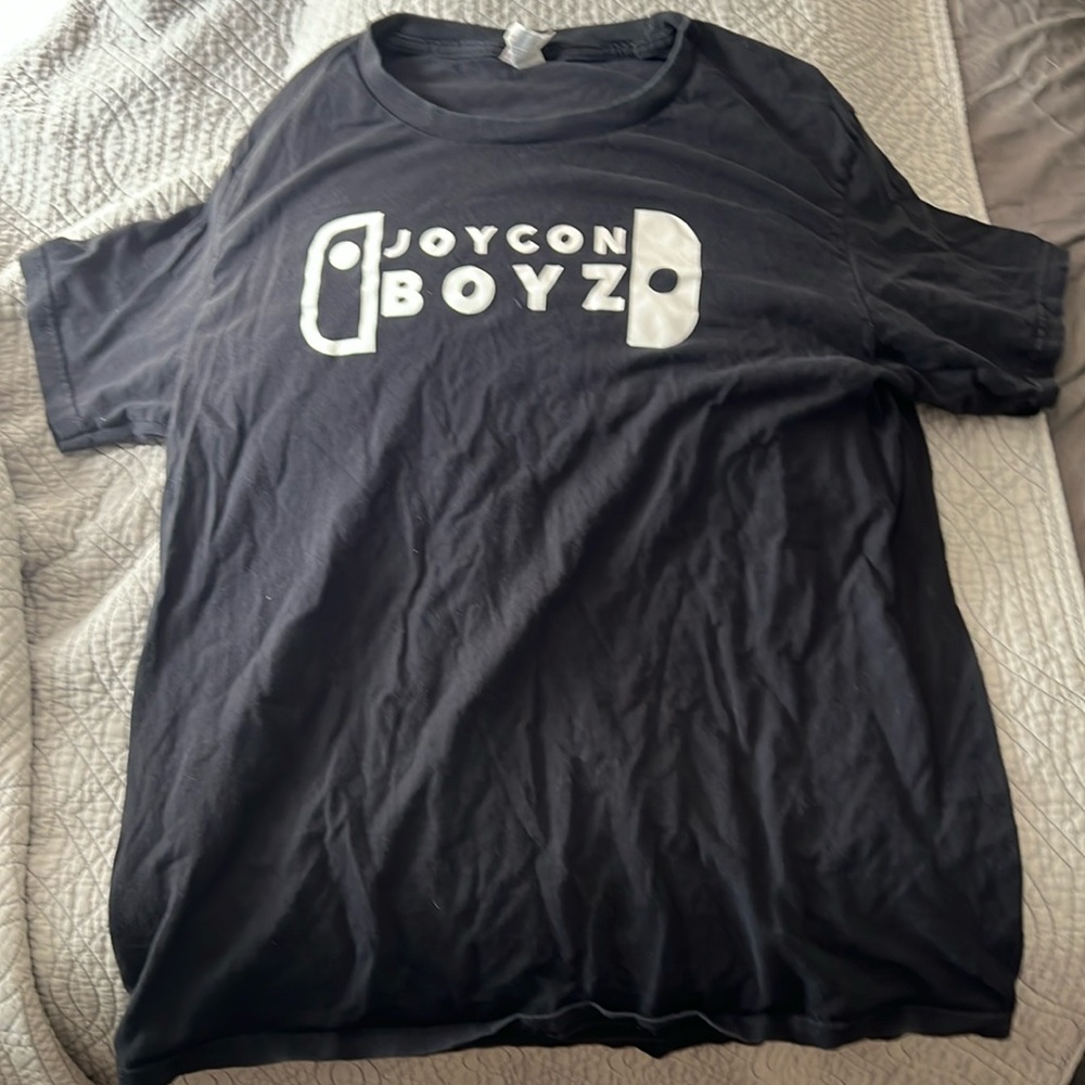 Joycon Boyz Black T